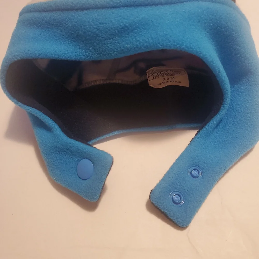 Patagonia Kids Winter Hat size 0-3 months Blue Chin Snap Synchilla Fleece